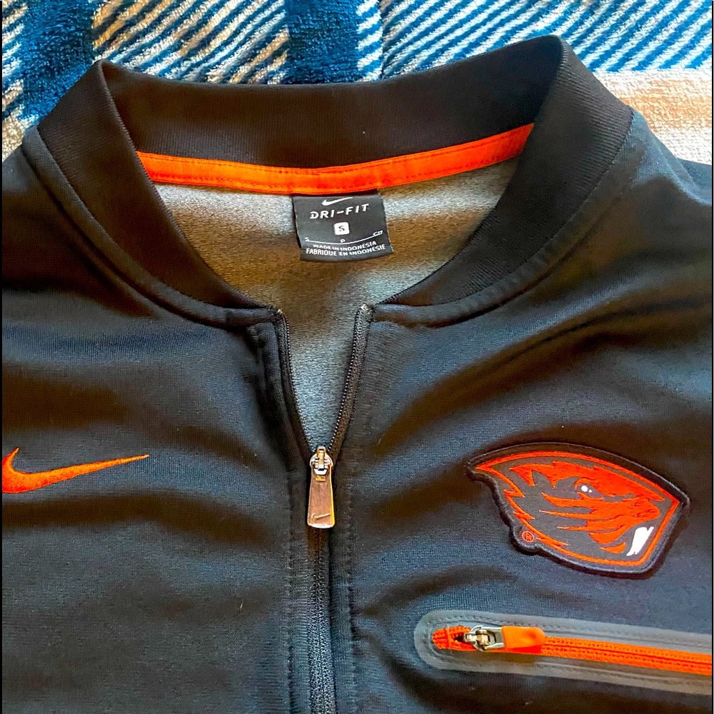 Nike 1/2 zip pullover jacket with Oregon State college logo black and orange
